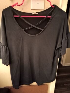 Women’s Crisscross Back Top - Dark Gray